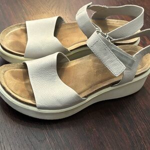 Ecco soft grey leather sandals